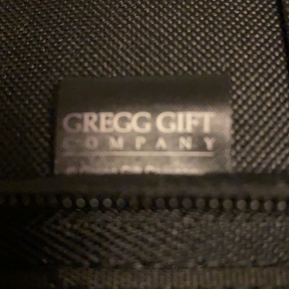 ~Greg Gift Company~ Black Bible Cover - Picture 6 of 9